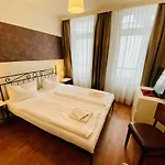 Ferienhaus Doppelzimmer Theke, Direkt Am Alten Strom Rostock